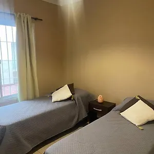 Apartamento Hermoso Departamento Centrico Con Estacionamiento, Mendoza